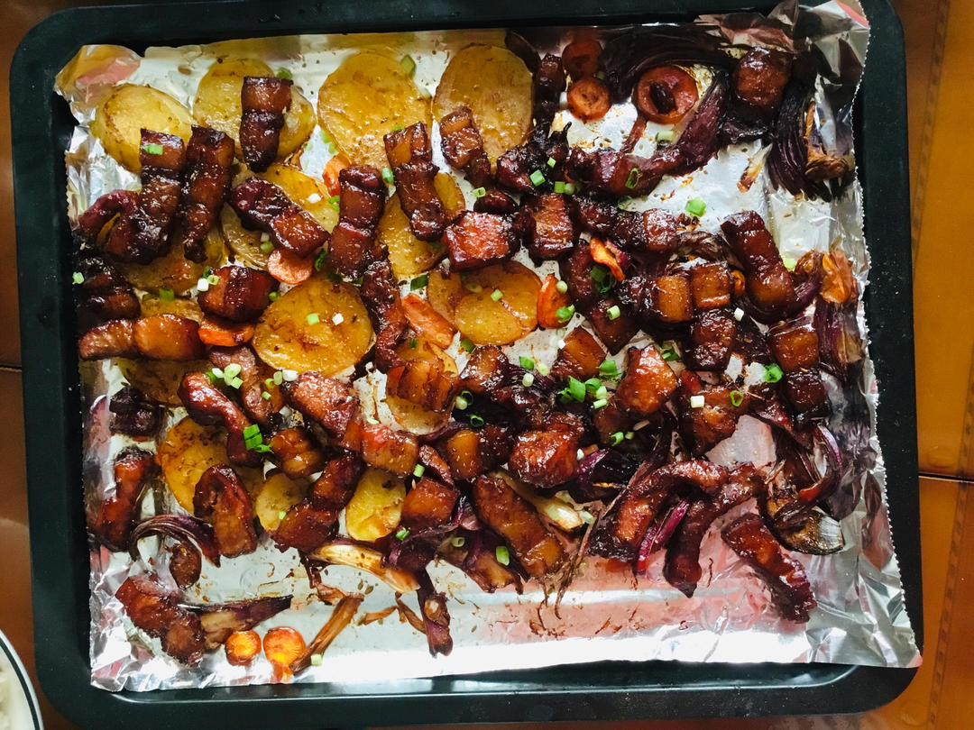 烤箱版土豆烤五花肉