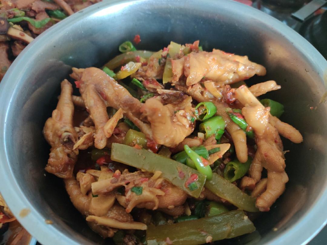 红烧鸡爪