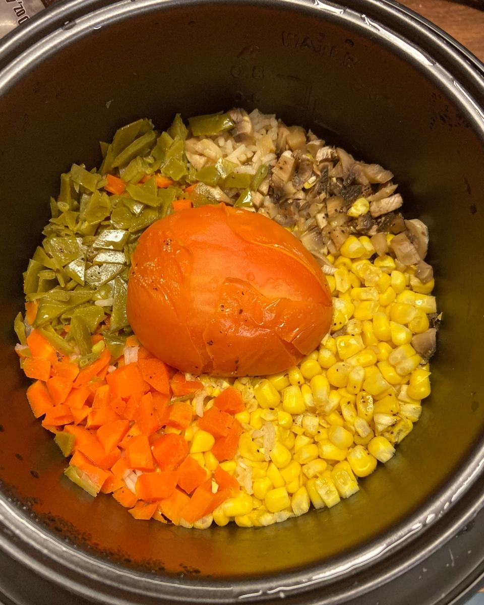 超级简单的电饭锅番茄饭