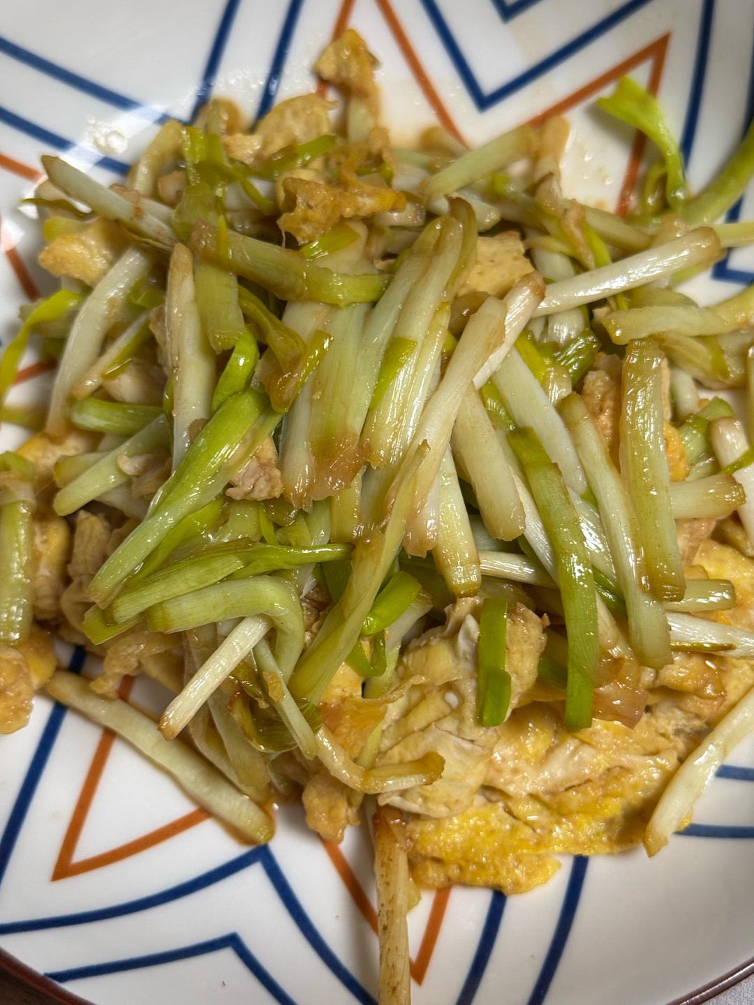 蒜黄炒鸡蛋
