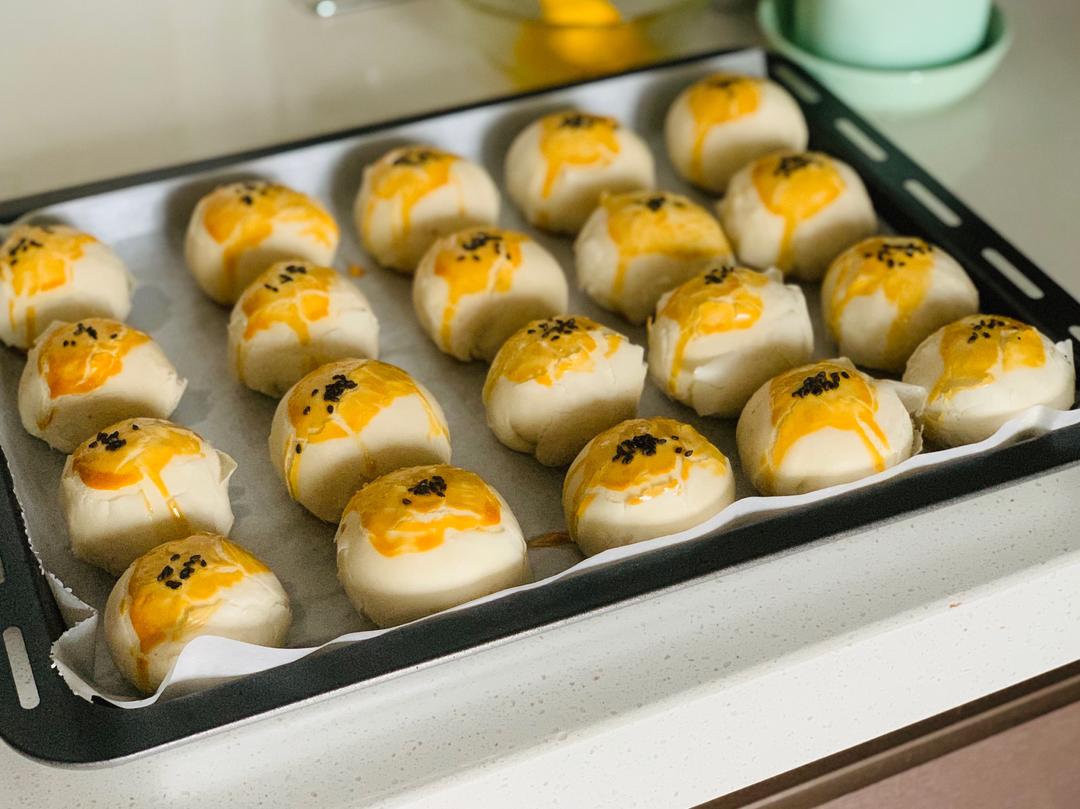 蛋黄酥