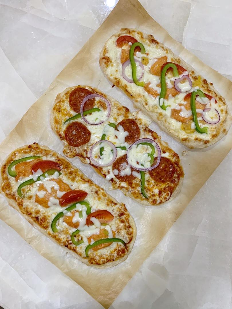 五分钟烤熟石板闪电披萨（内附面团转移到石板视频）