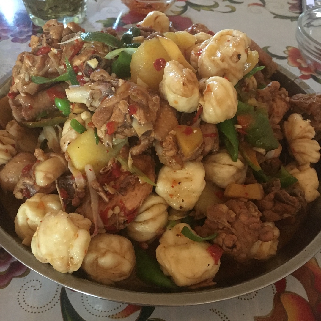 大盆鸡