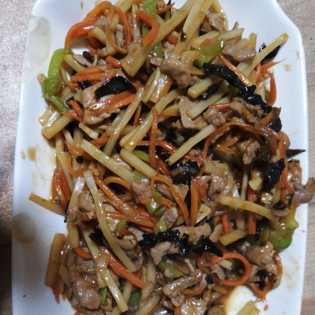 超好吃的鱼香肉丝（做法相当简单，一看就会）