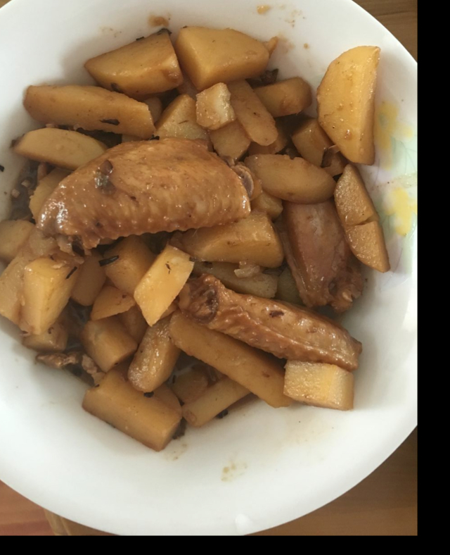 土豆炖鸡翅（快手零失败）