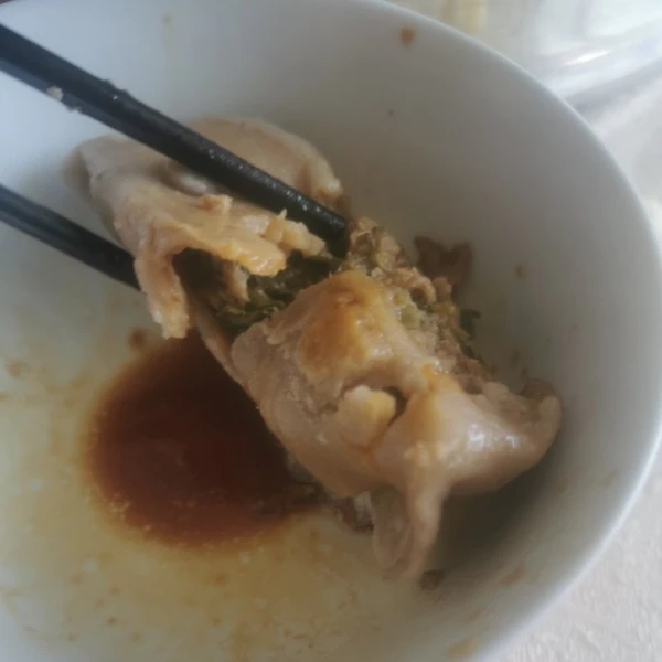 猪肉芹菜饺子馅，饺子馅怎么调才好吃