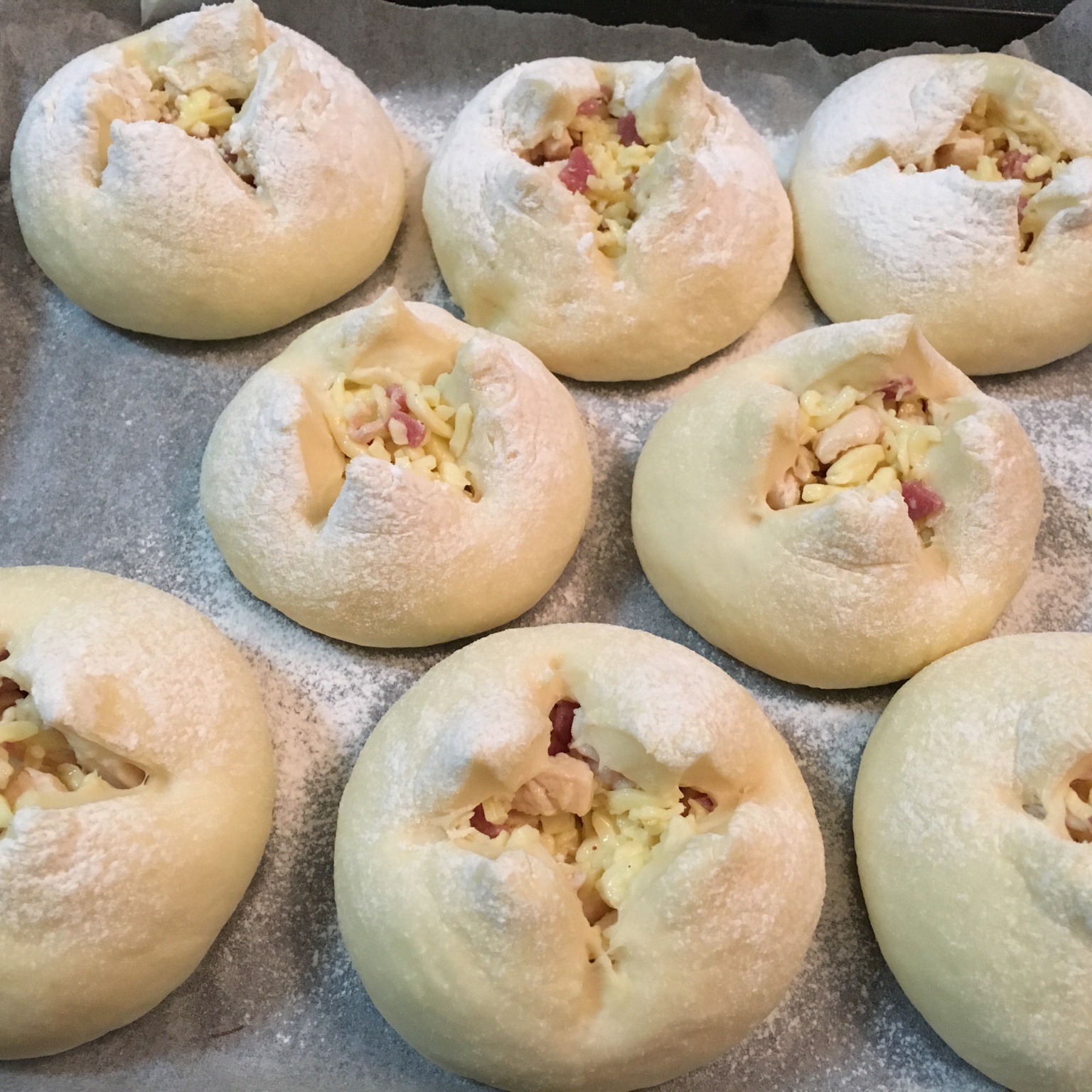 全麦芝士熔岩面包