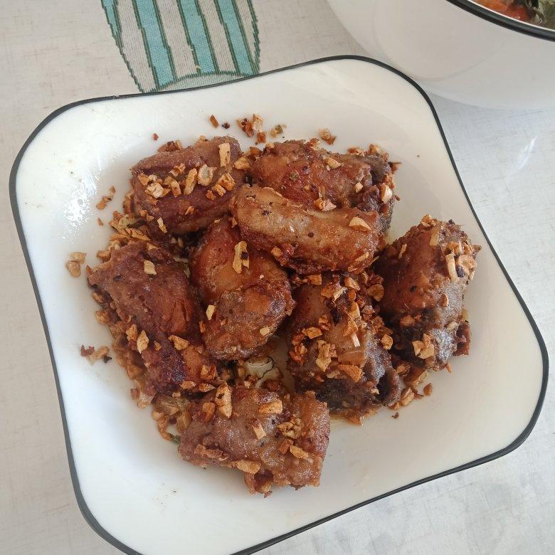 金牌蒜香排骨