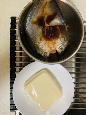 豆腐蒸黄鱼鲞的做法 步骤1