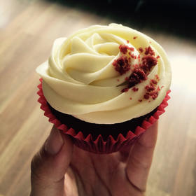 传统红丝绒杯子蛋糕（极软无泡打粉）Red velvet cupcake