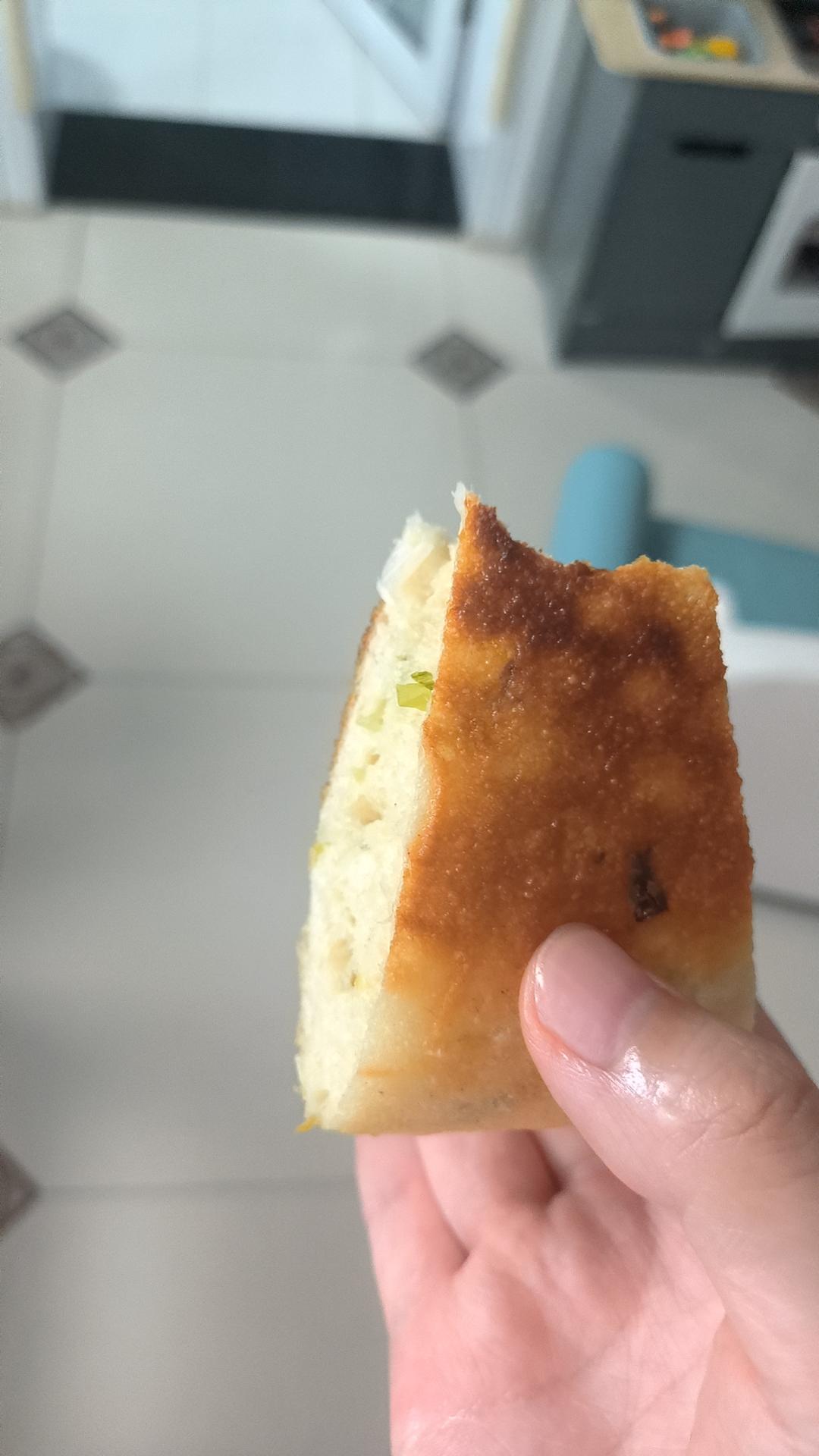 手不沾面做发面大饼