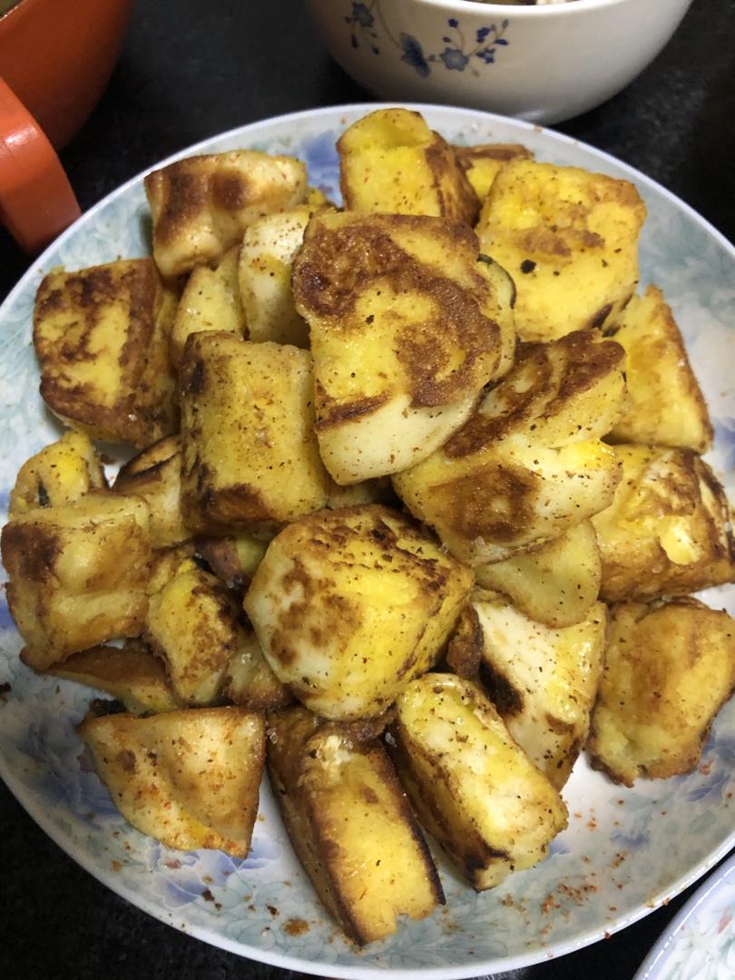 孜然炒馒头（快手创意菜）