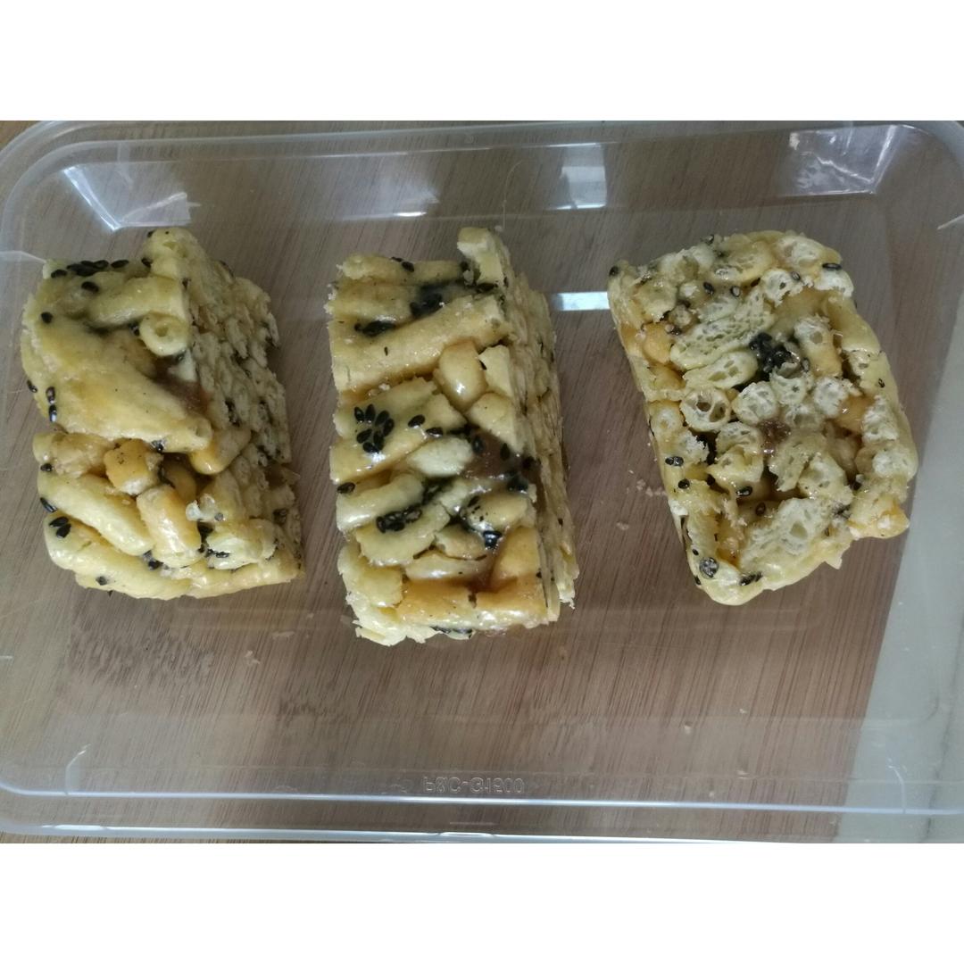 （视频食谱）自制沙琪玛／萨其马