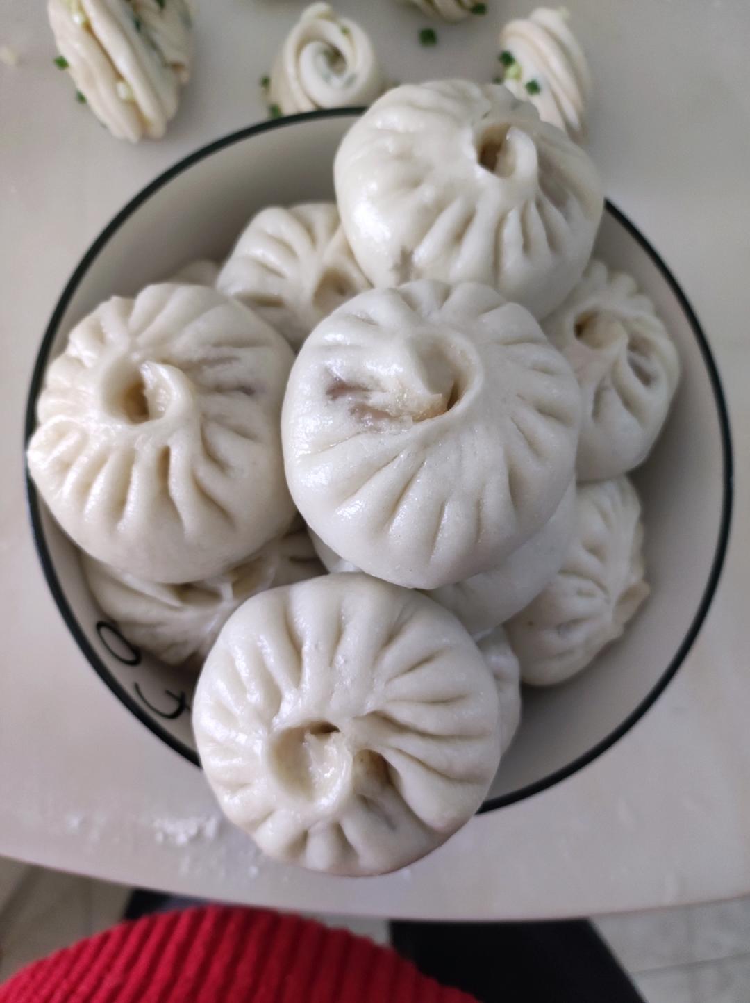 酱肉包子