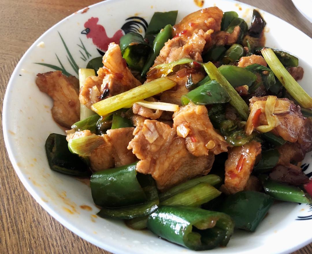 成都人家里的青椒回锅肉
