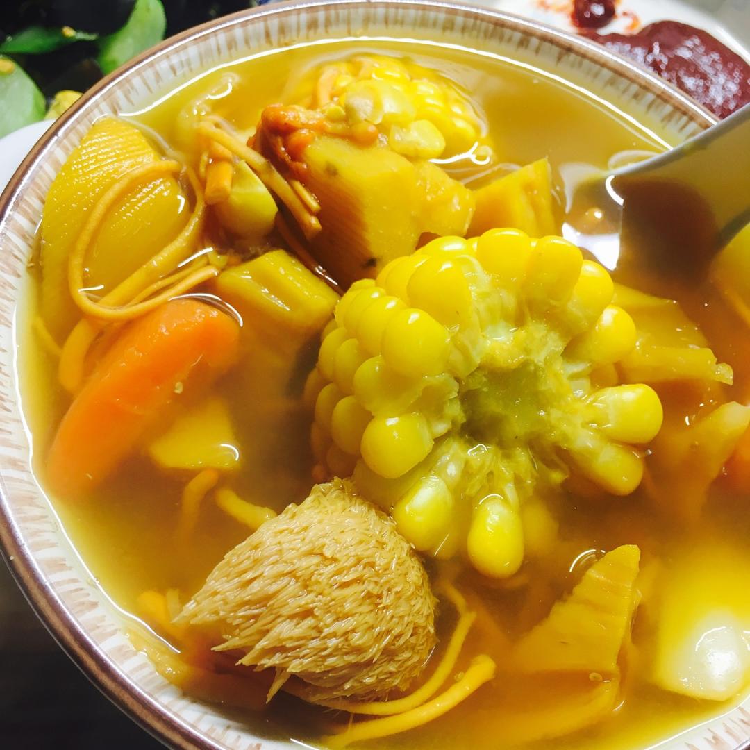 非四非做的猴头菇素汤