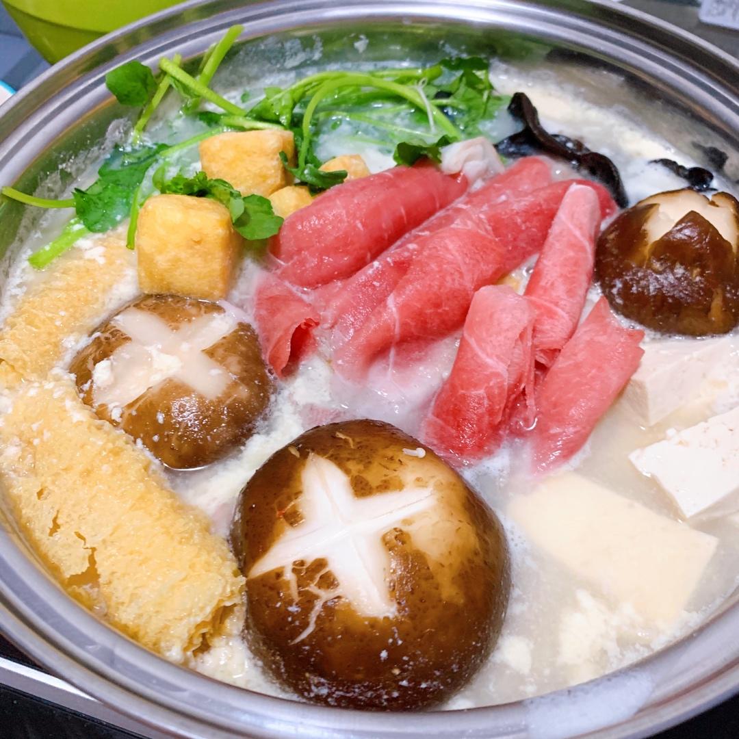 日式暖身豆乳锅