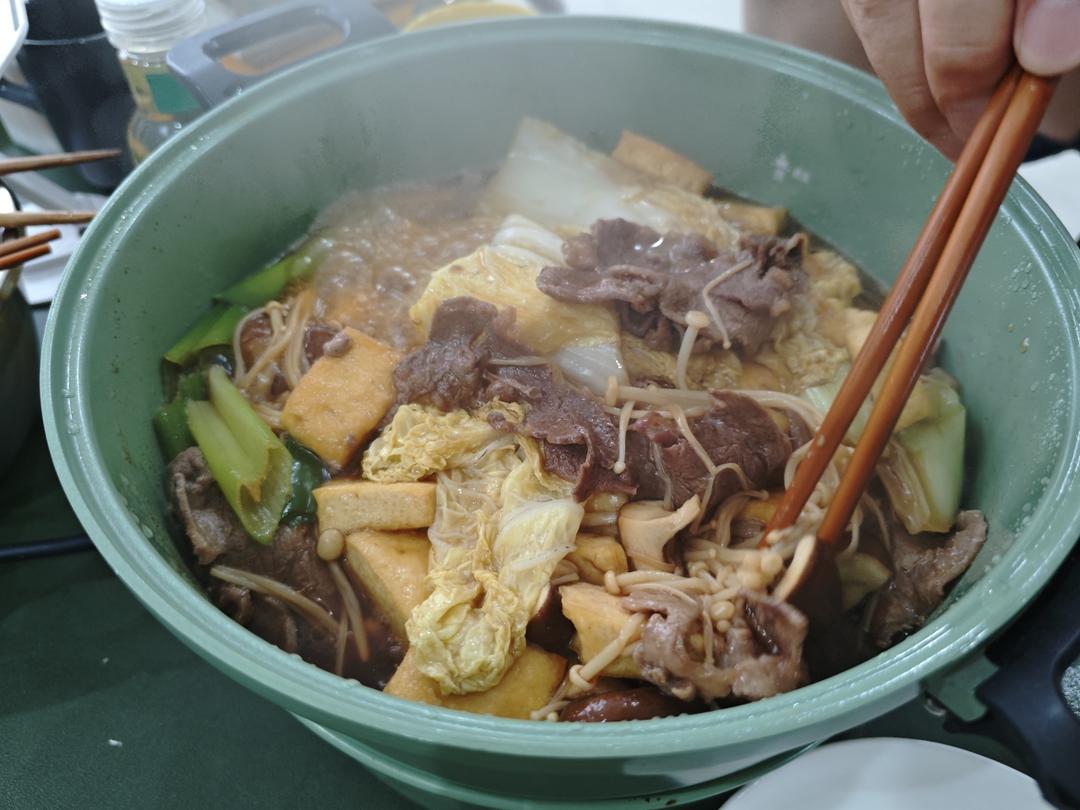 寿喜烧（日式牛肉锅）