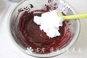 红丝绒奶油夹心蛋糕的做法 步骤7