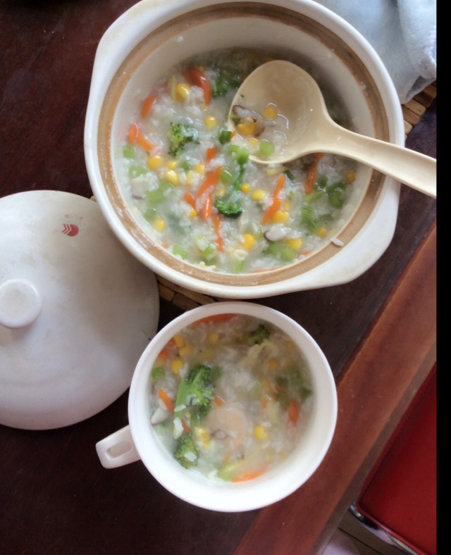 蔬菜虾仁粥