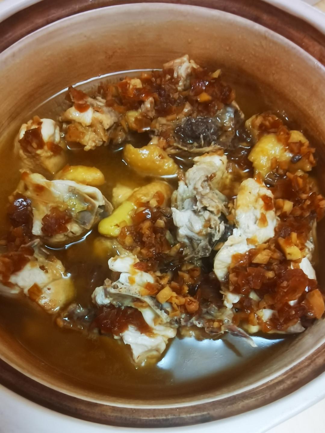 沙姜鸡煲