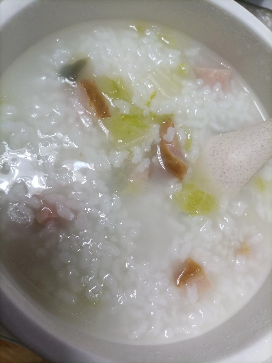 妈妈👩教我做的皮蛋瘦肉粥🥣简单快捷美味😋