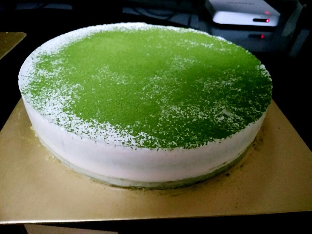 渐变抹茶慕斯蛋糕：我Amanda带着既美又作的抹茶甜点又来了！【曼食慢语】