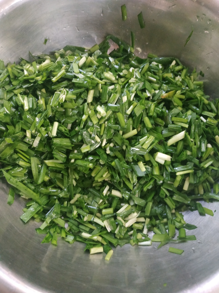 韭菜蒸饺——保证你吃的停不下来的做法 步骤2