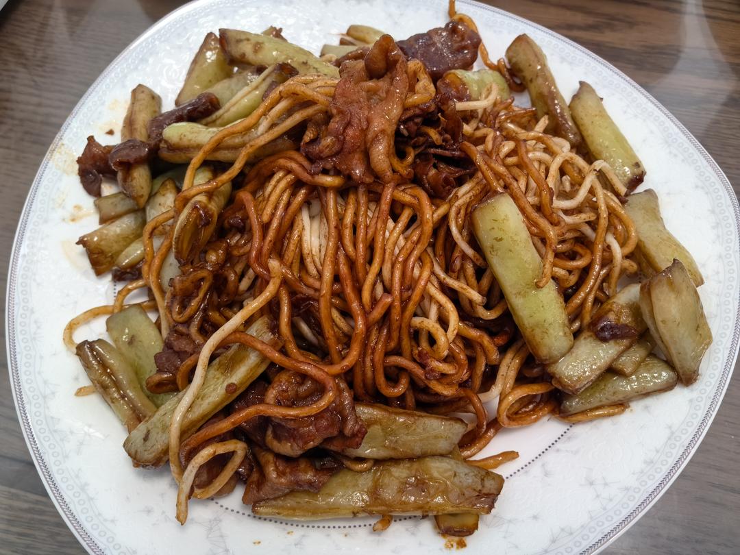 排骨豆角焖面