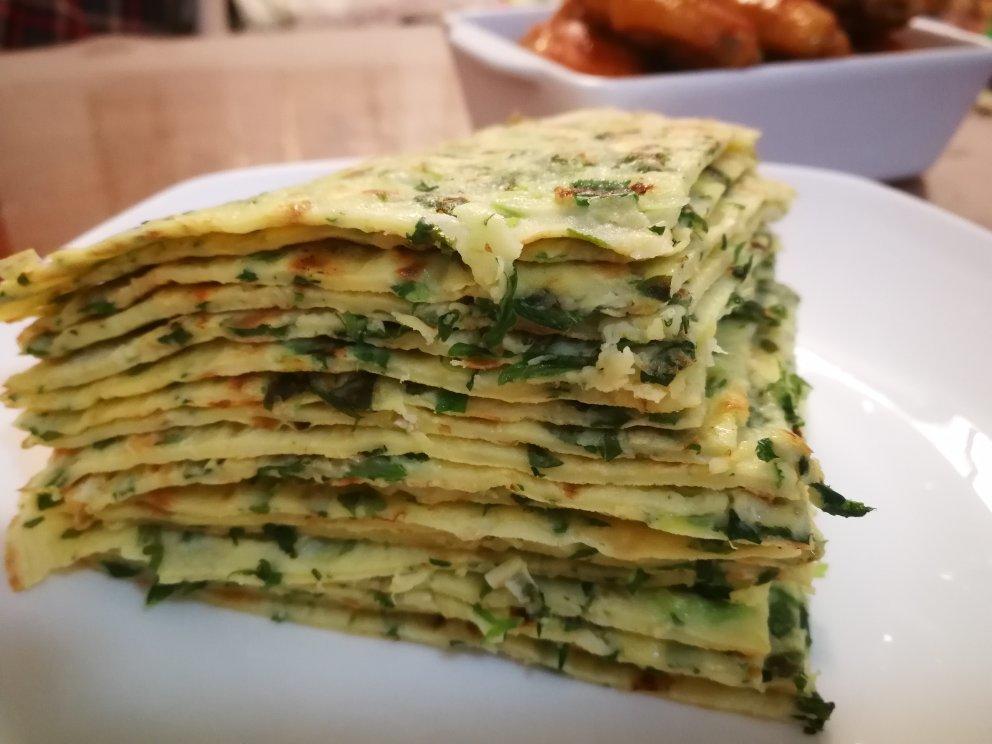 芹菜叶鸡蛋饼