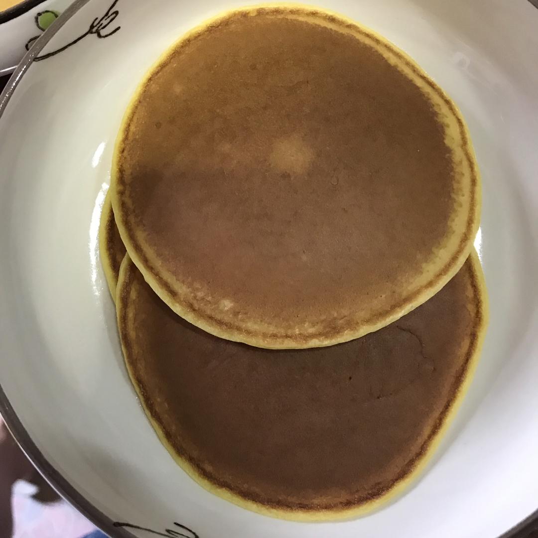 鸡蛋玉米饼（附松饼煎圆的方法）