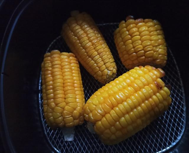 超简单的空气炸锅·烤玉米的做法