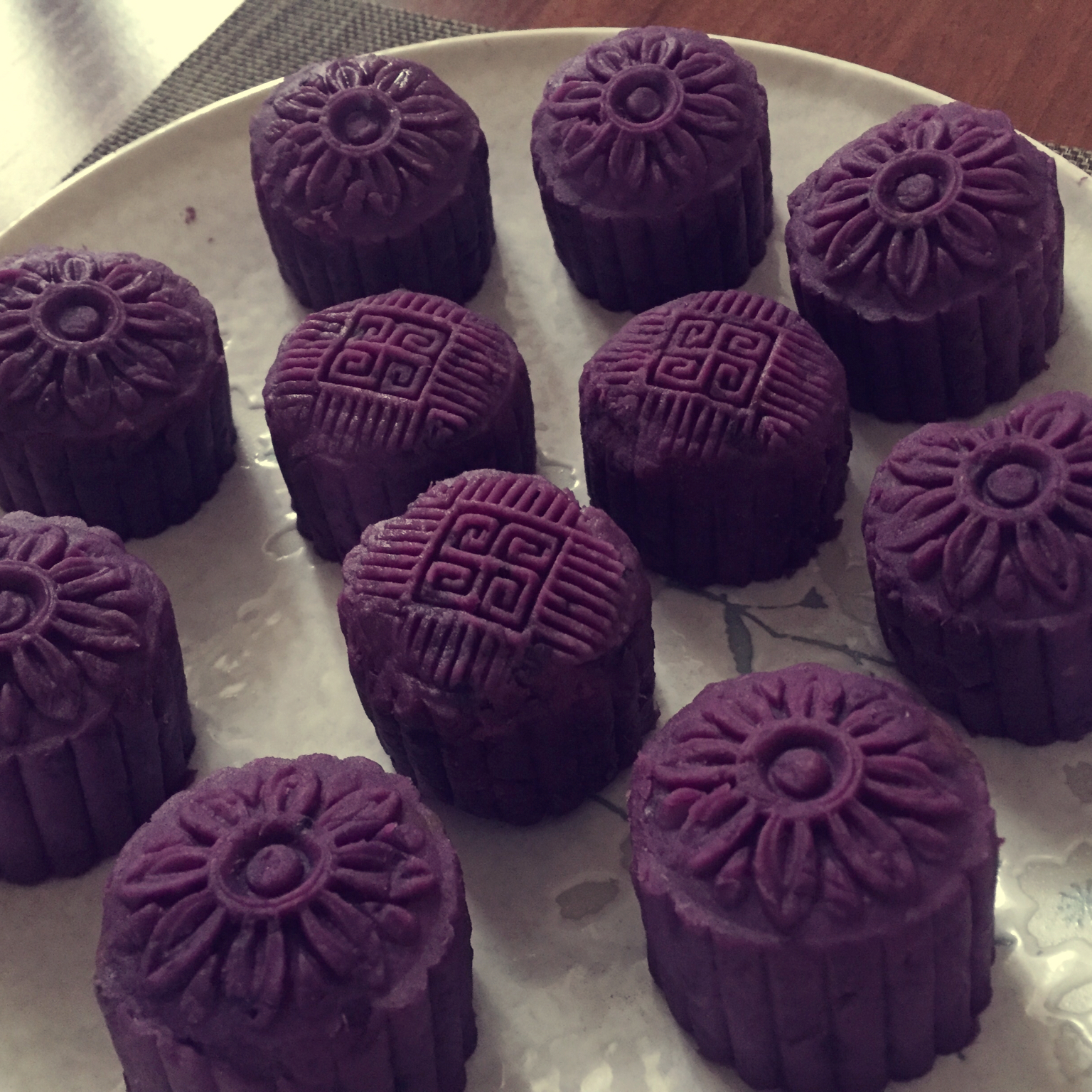 红豆黑芝麻紫薯糕（也算月饼啦…吧…）