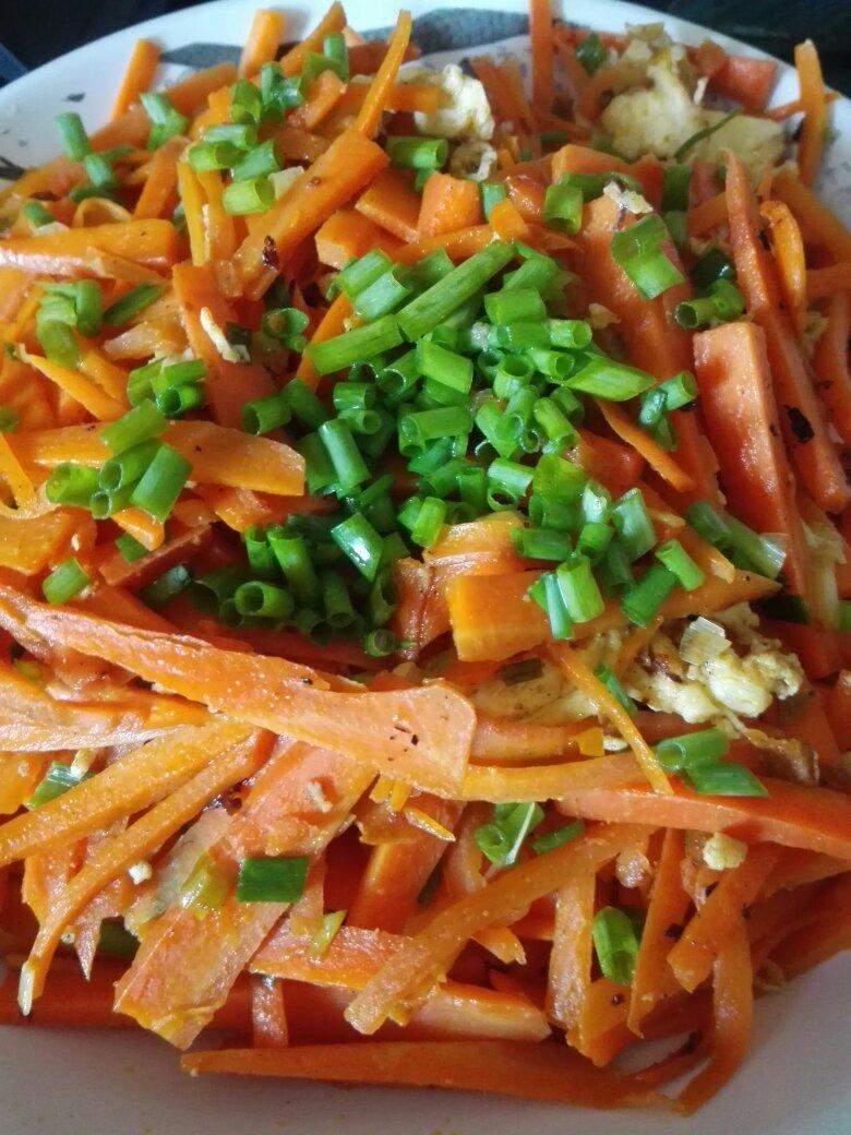 胡萝卜炒鸡蛋