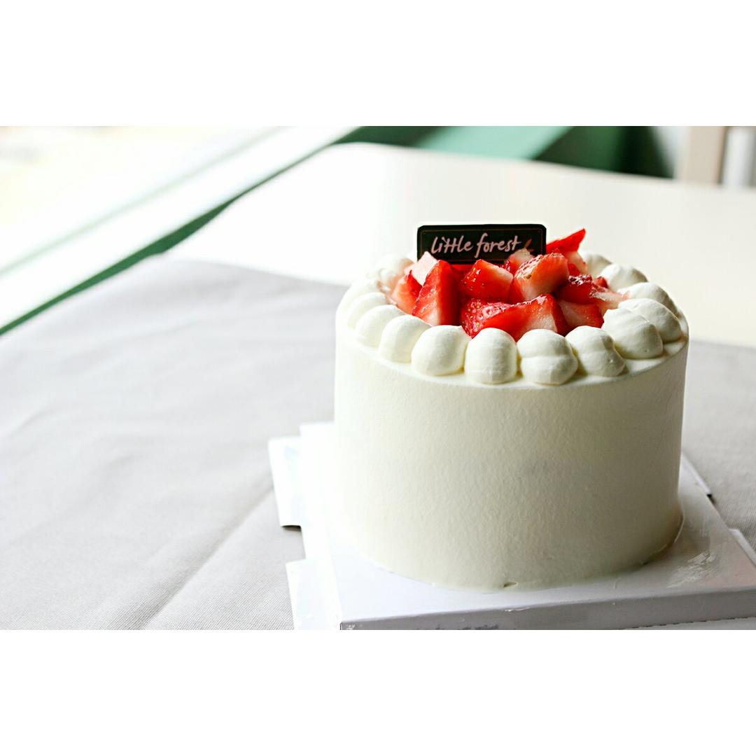 基础戚风（好记、适合奶油抹面、裱花的蛋糕体）