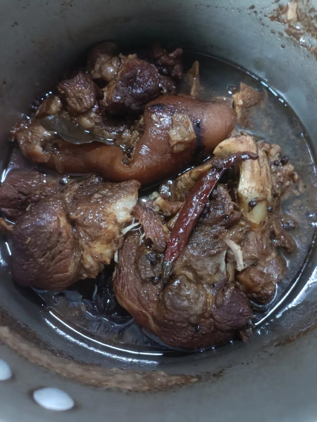 零失败高压锅版卤肘子