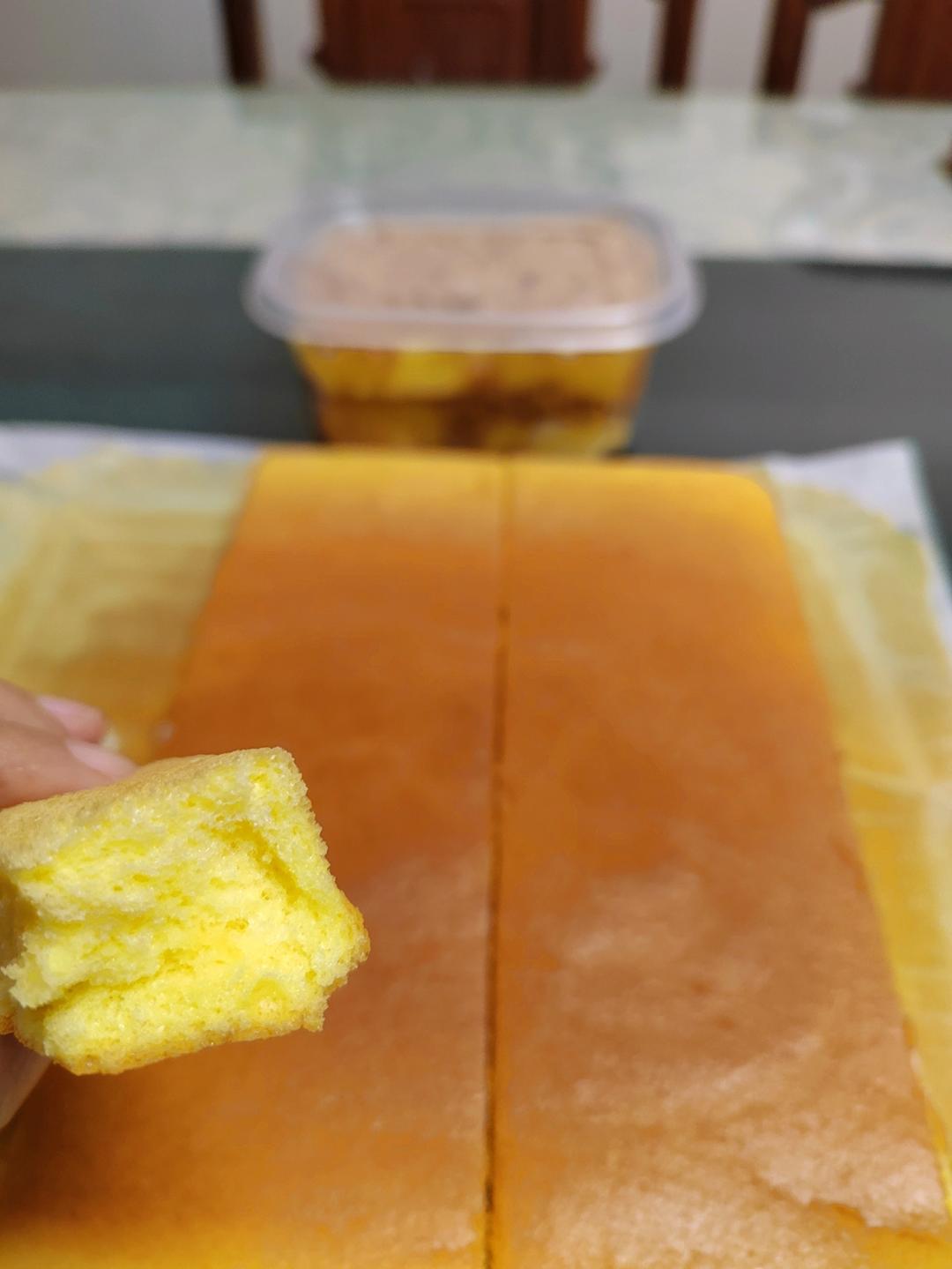 肉松小贝 肉松盒子蛋糕(清爽不腻的自制卡仕达酱，味道不输某师傅哦)