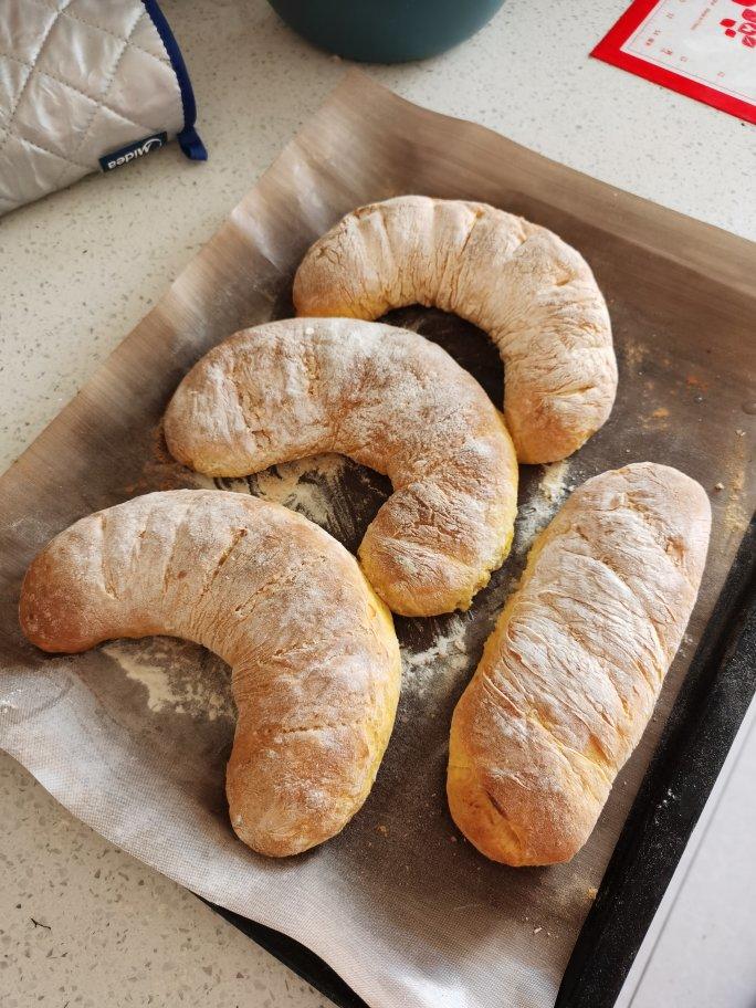 好吃到疯的南瓜奶酪软欧包