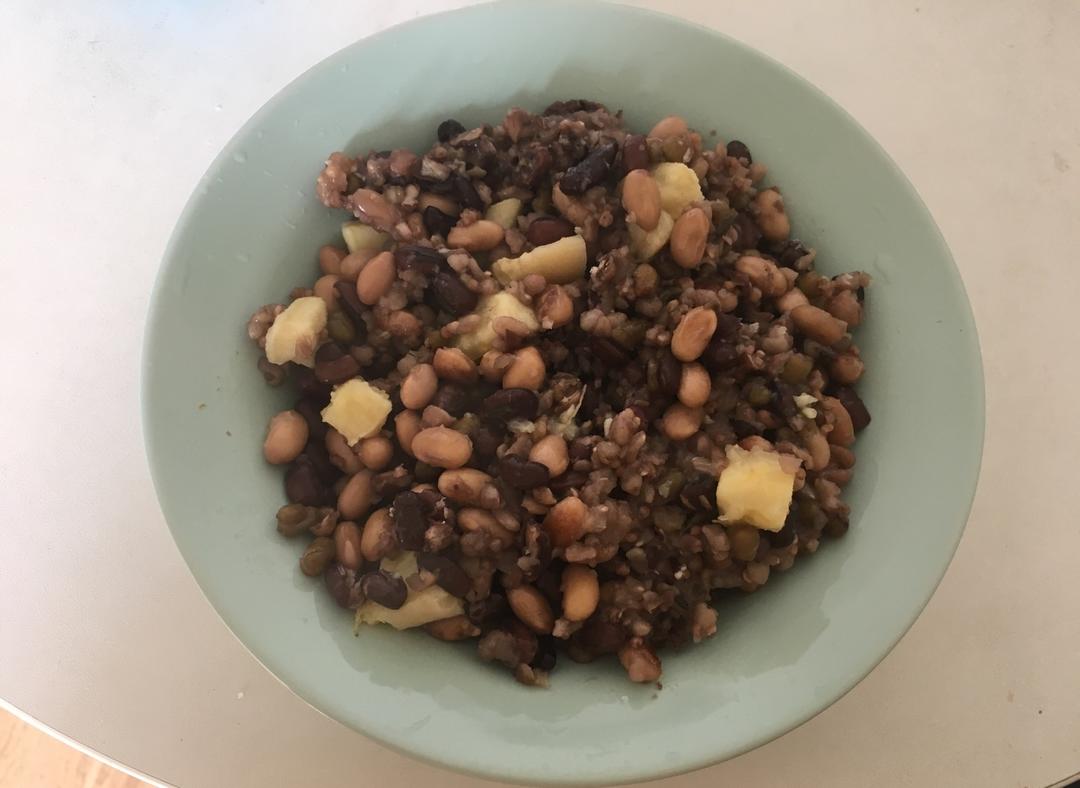 cyan2046做的五豆杂粮饭