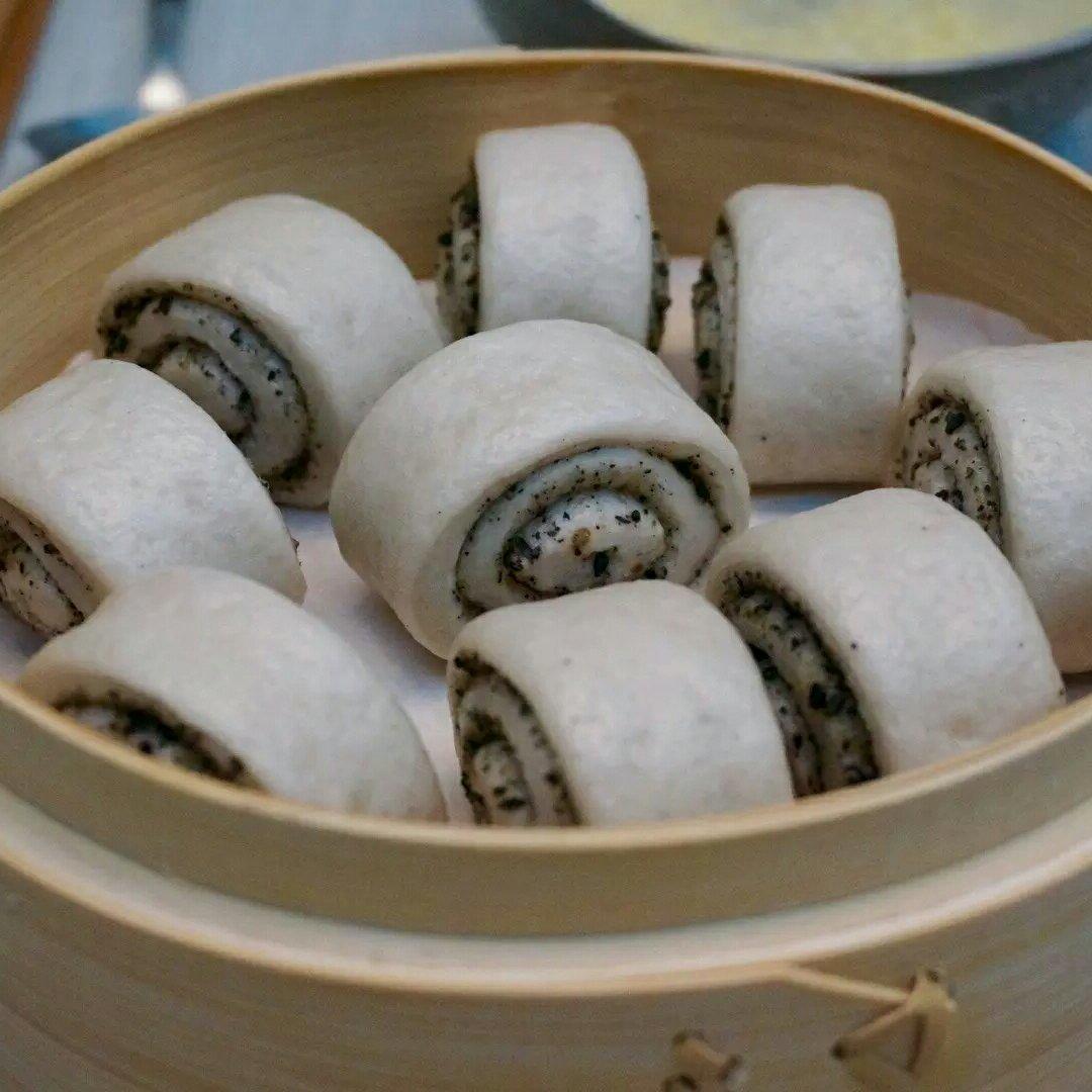 奶香黑芝麻馒头