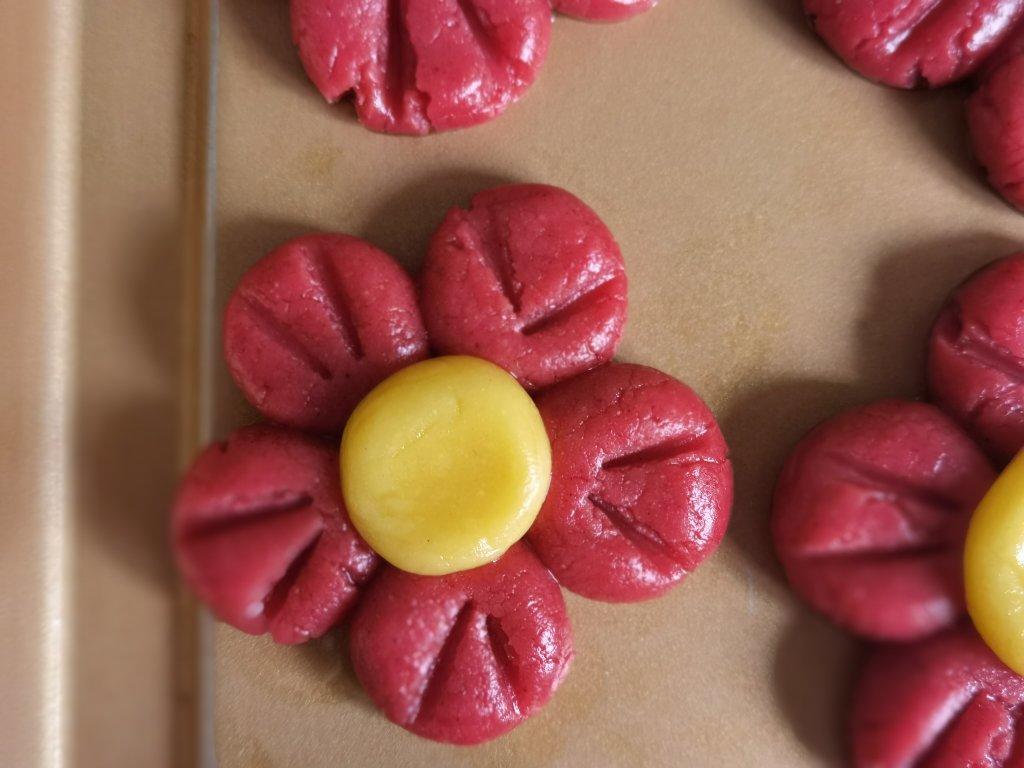 送你一朵小红花 🌺免模具｜零难度花朵饼干