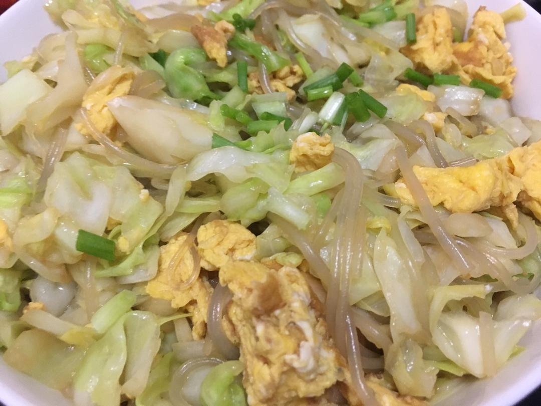 包菜粉丝炒鸡蛋