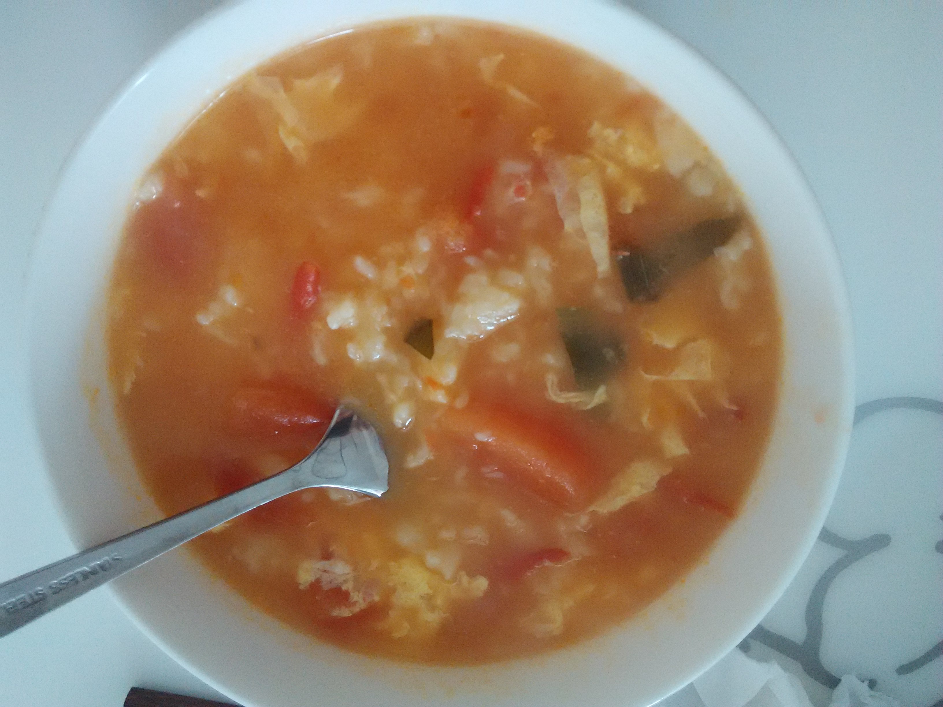 西红柿鸡蛋疙瘩汤