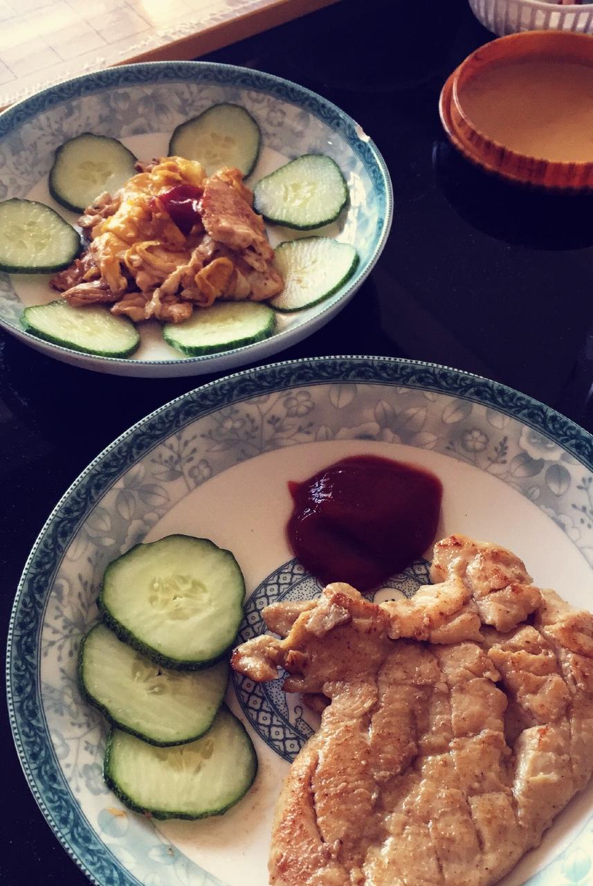 酷炫屌炸天好吃的煎鸡胸肉（香蒜蜂蜜煎鸡胸肉）