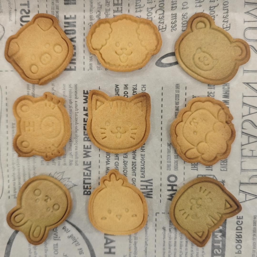 小朋友们超爱的卡通小饼干