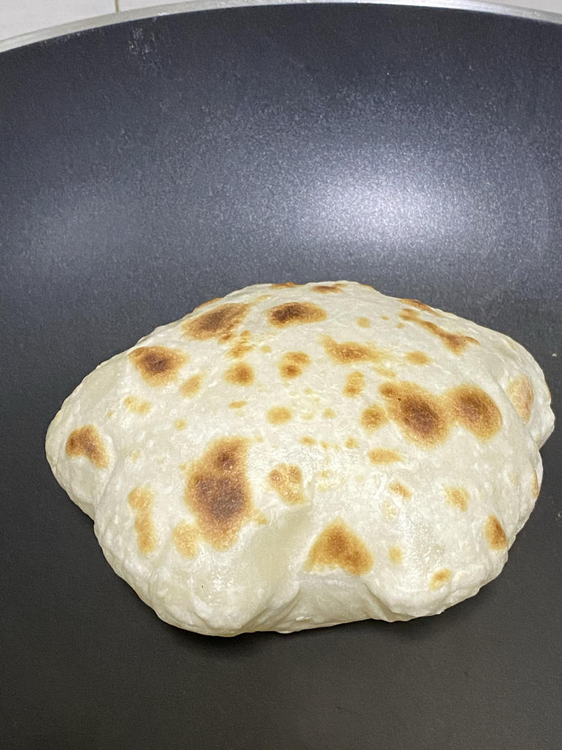 半烫面的口袋饼｜装啥都好吃