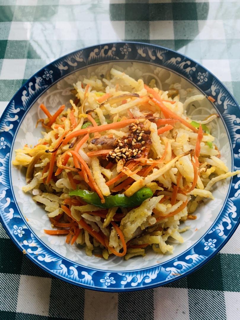 最正宗的陕北洋芋叉叉，炒丸子