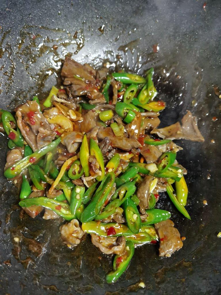 家常菜㊙️‼️辣炒猪心‼️不老不腥，越嚼越香