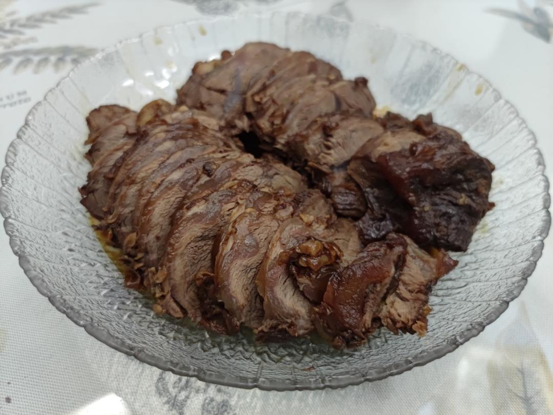 隔两周就要做一次的五香酱牛肉