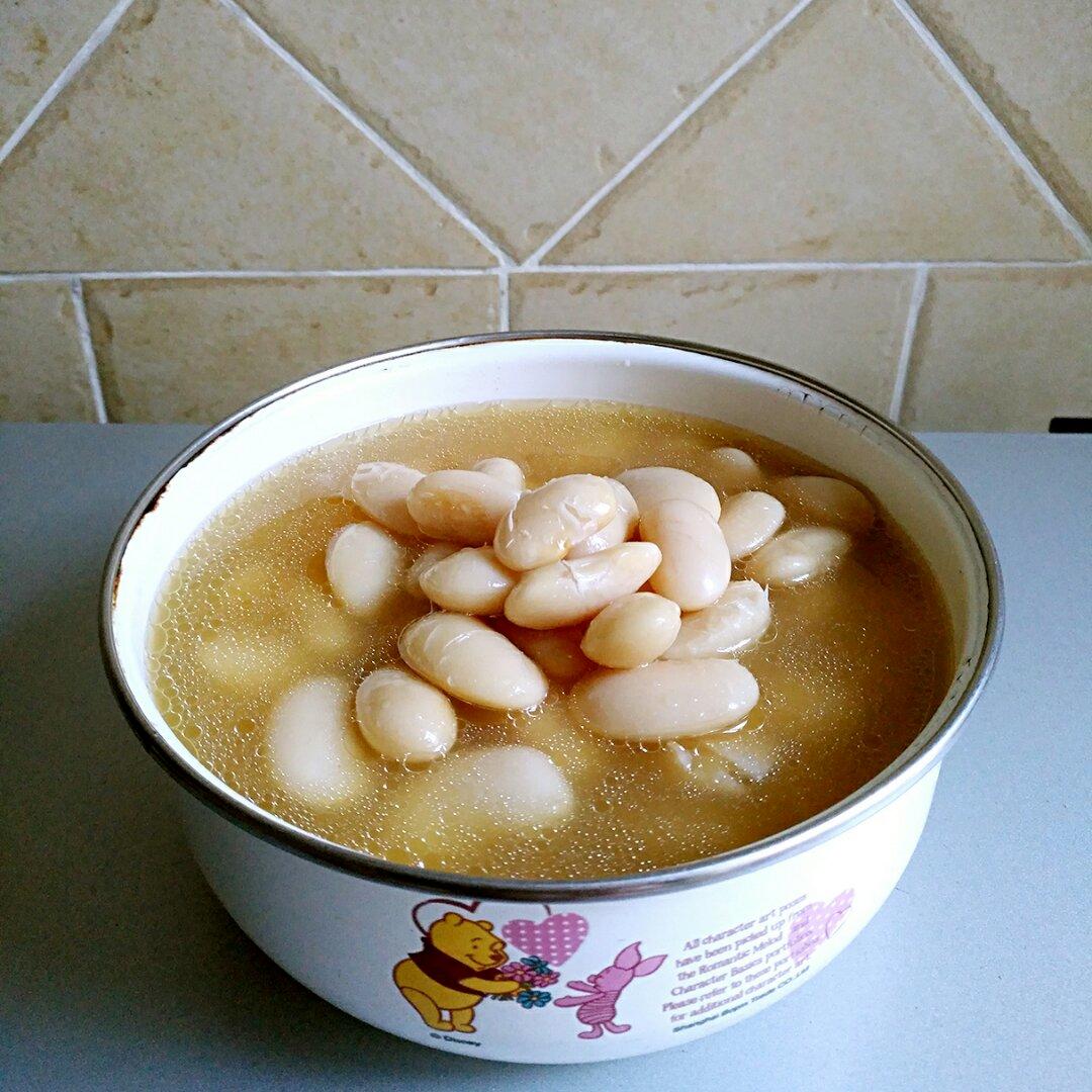 如喜做的排骨白芸豆汤